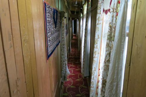 New Shamus Maqbool Group Of Houseboat