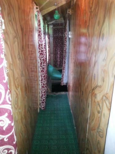 New Shamus Maqbool Group Of Houseboat