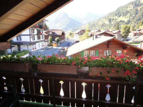 Hostal Hotel Garni Alpenruh