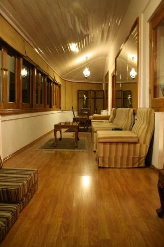 Hotel Dar-es-salam