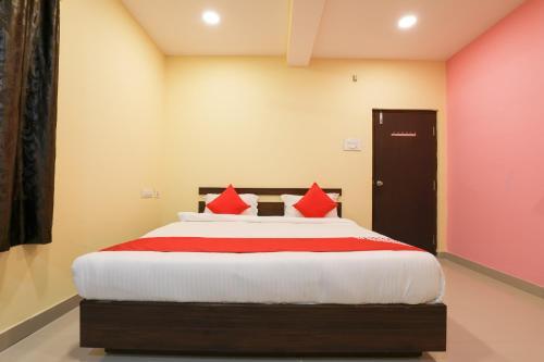 Hotel Oyo 13569 Virat Residency