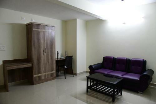 Lodge Shesha Kuteera