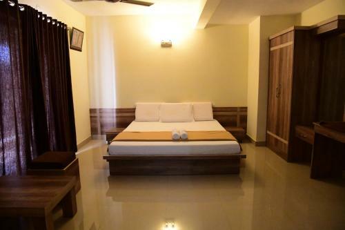 Lodge Shesha Kuteera