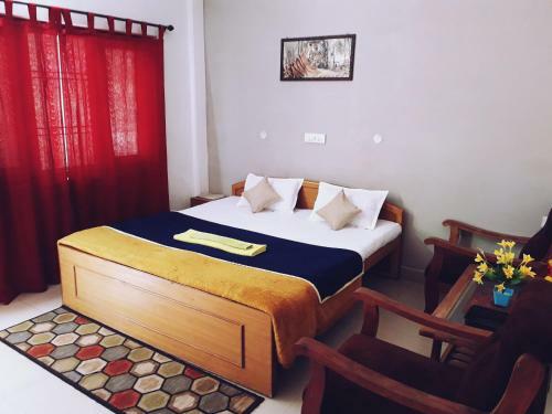 Hotel Narmada Palace