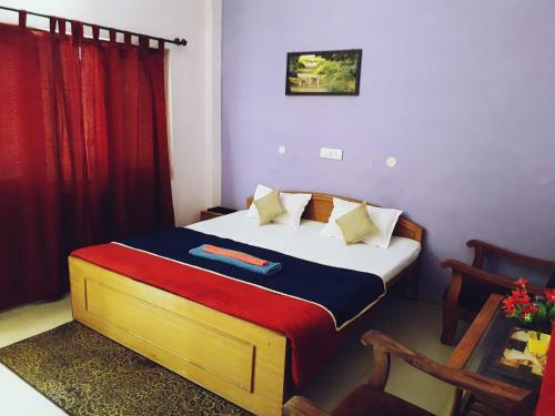 Hotel Narmada Palace