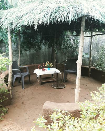 Hotel Narmada Palace