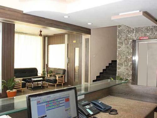 Lodge Landmaark Hotels