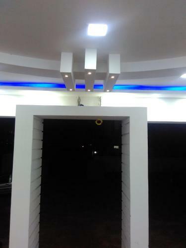 Hotel Gayathri & Lodges