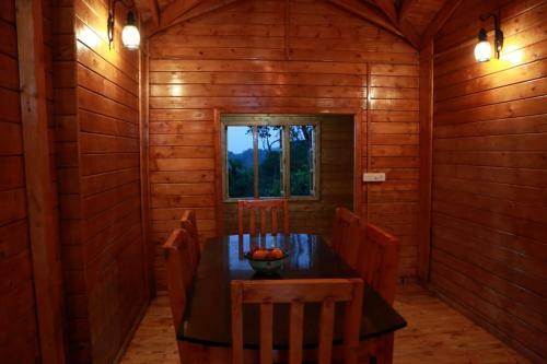 Hotel Lee Wood Villas