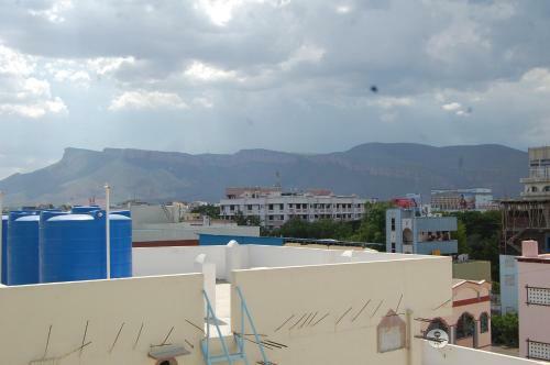 Sreenivas Serviced Apartment @tirupati