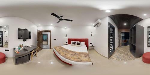 Sky Lodge