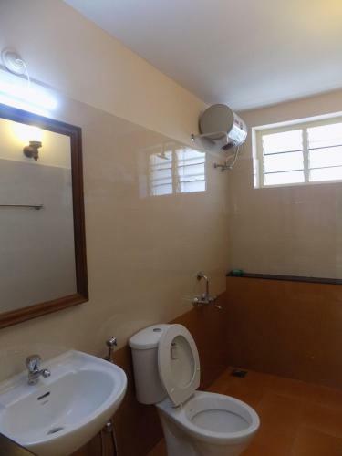 Hotel Safire Residency