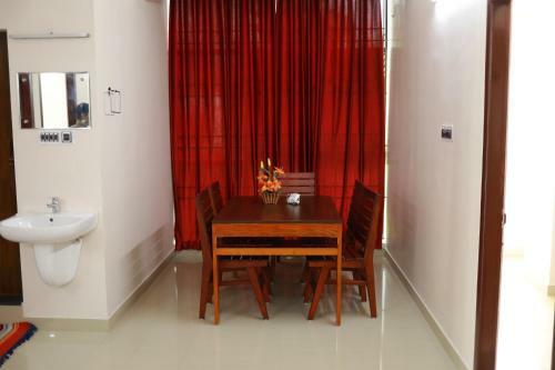Apartamento Indeevaram Residency