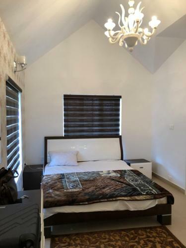 Villa Aanvis Inn