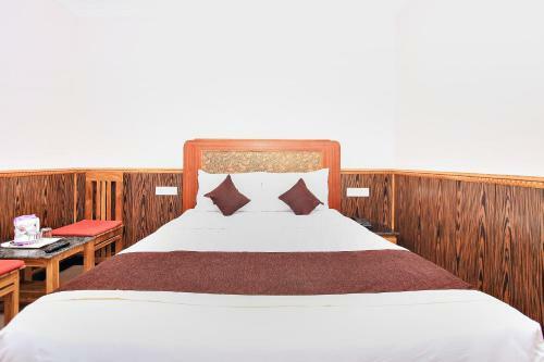 Capital O 8709 Hotel Rain Forest