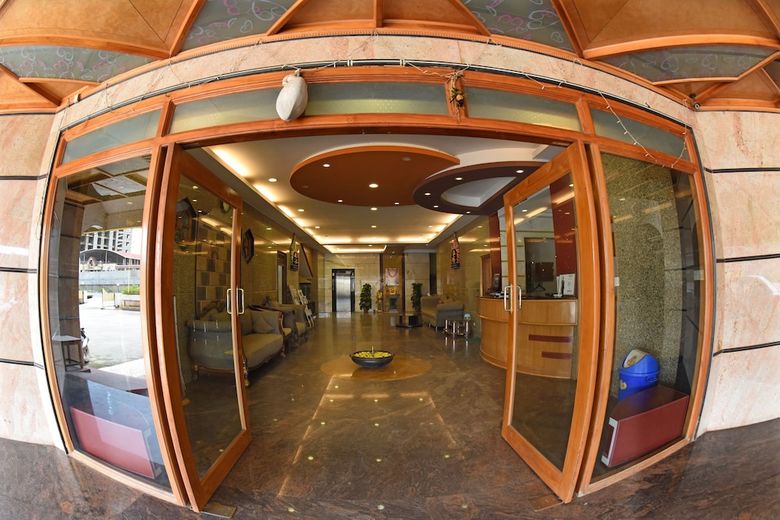 Hotel Sharada International
