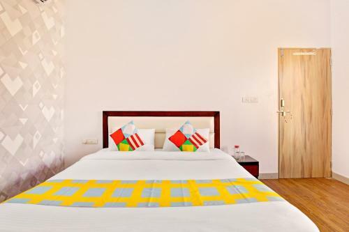 Graceful 3bhk Apartment In Udaipur