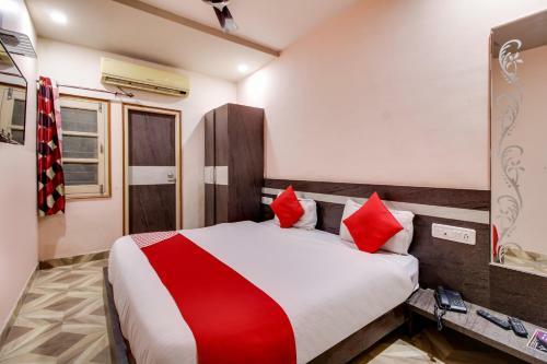 Oyo 35398 Hotel Pearl