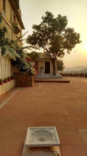 Titardi Garh- Heritage 18th Century Castle