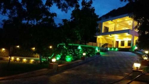 Hotel The Space Jungle Retreat