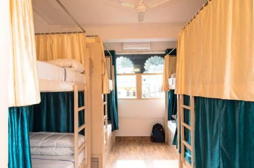 Strangers Hideaway Hostel