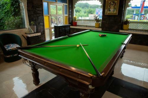 Hotel Gazebo Inn Resort Udaipur