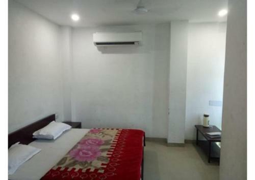 Budget Hotel Near Bus Stand