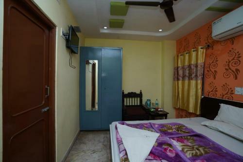 Hotel Gokul Palace