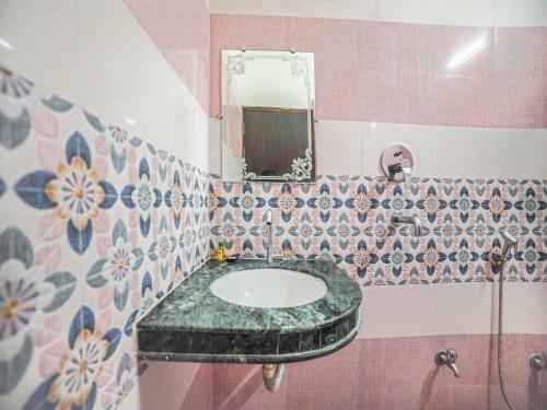 Hotel Yash Residency