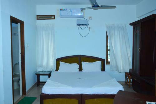 Hotel Rajam Residency Varkala