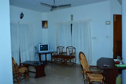 Hotel Rajam Residency Varkala