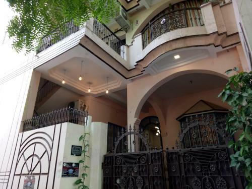 Hotel The Tripling Backpackers