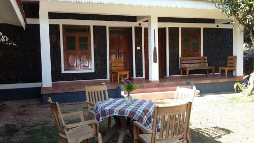 Hotel Cassells Jungle Resorts