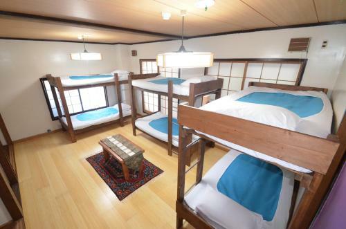 Tenjin Lodge
