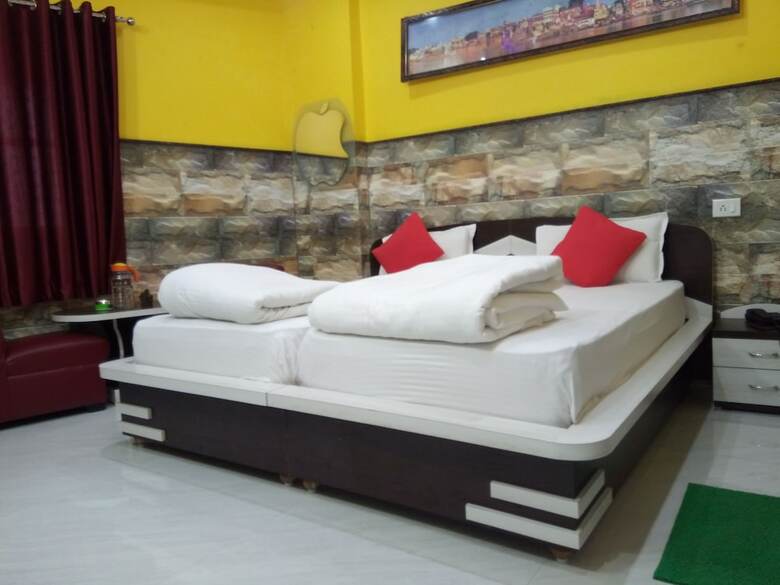 Hotel Bachchan Palace