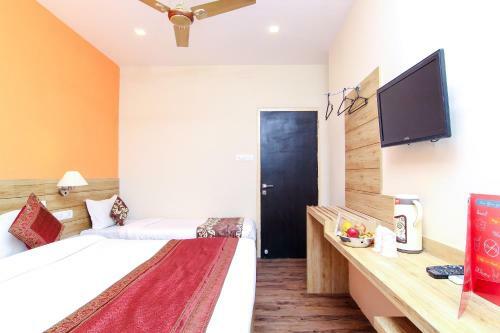 Hotel Balaji International