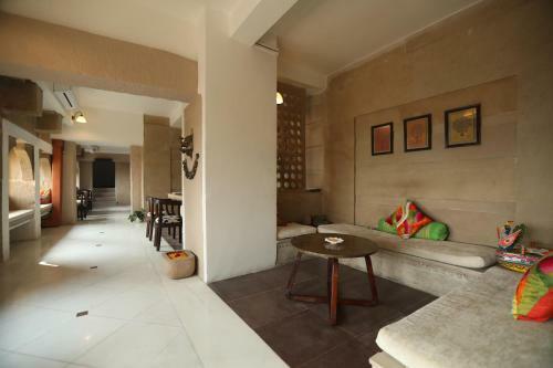 Hotel Guleria Kothi