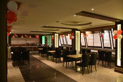 Costa Riviera Hotel