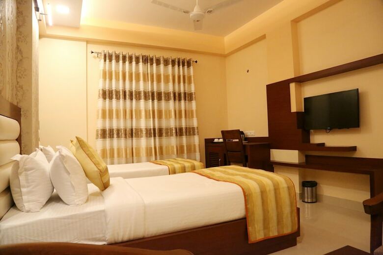 Hotel Varanasi Inn