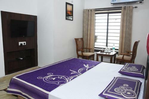 Hostal Alakhnanda Guest House