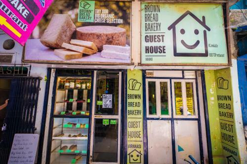 Hostal Brown Bread Bakery Guest House