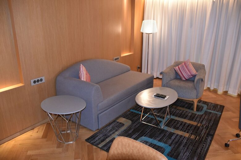 Hotel Novotel Vijayawada Varun