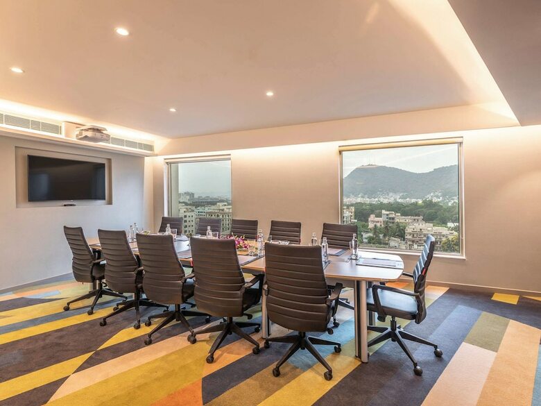 Hotel Novotel Vijayawada Varun