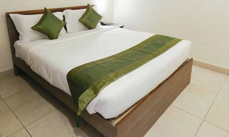 Hotel Treebo Trend N Square
