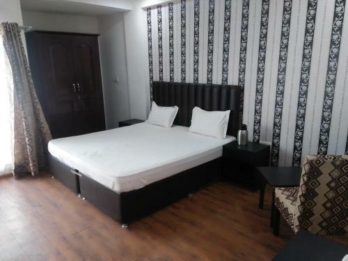 Hotel Brij Bhoomi Resort