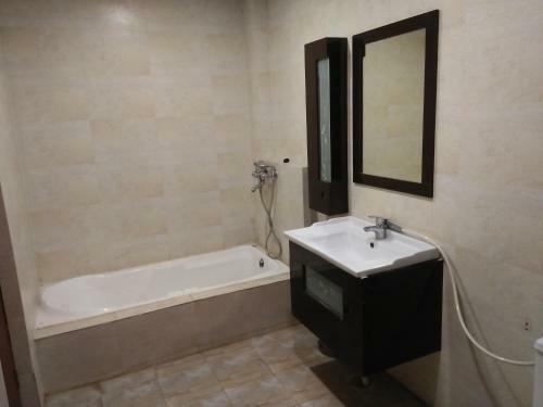Hotel Brij Bhoomi Resort