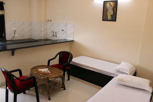 11 Flowers Serviced Apartments