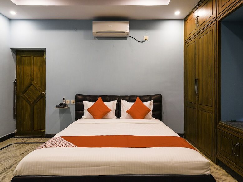 Hotel Oyo 22676 Villa 56