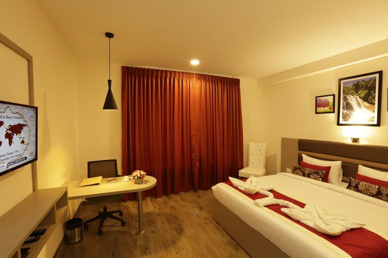 Mantris Hotel