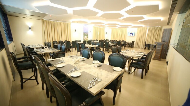 Mantris Hotel